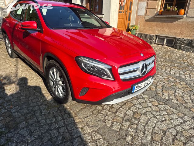 Mercedes GLA